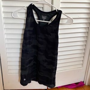 ATHLETA XS Black Camo Razorback Tank Top